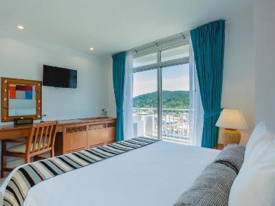 Waterfront Phuket By Centara 酒店 Karon