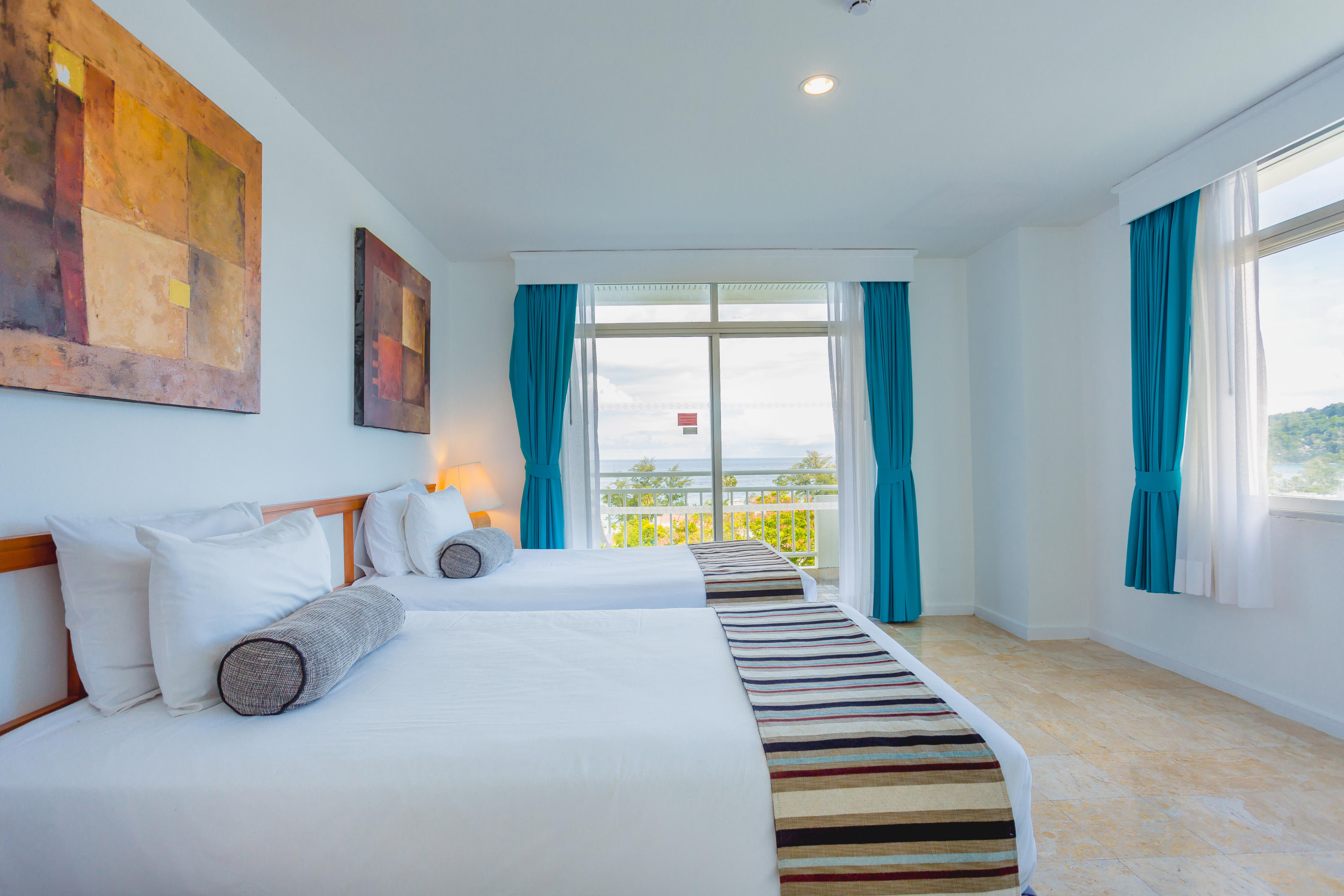 מלון Waterfront Phuket By Centara Karon