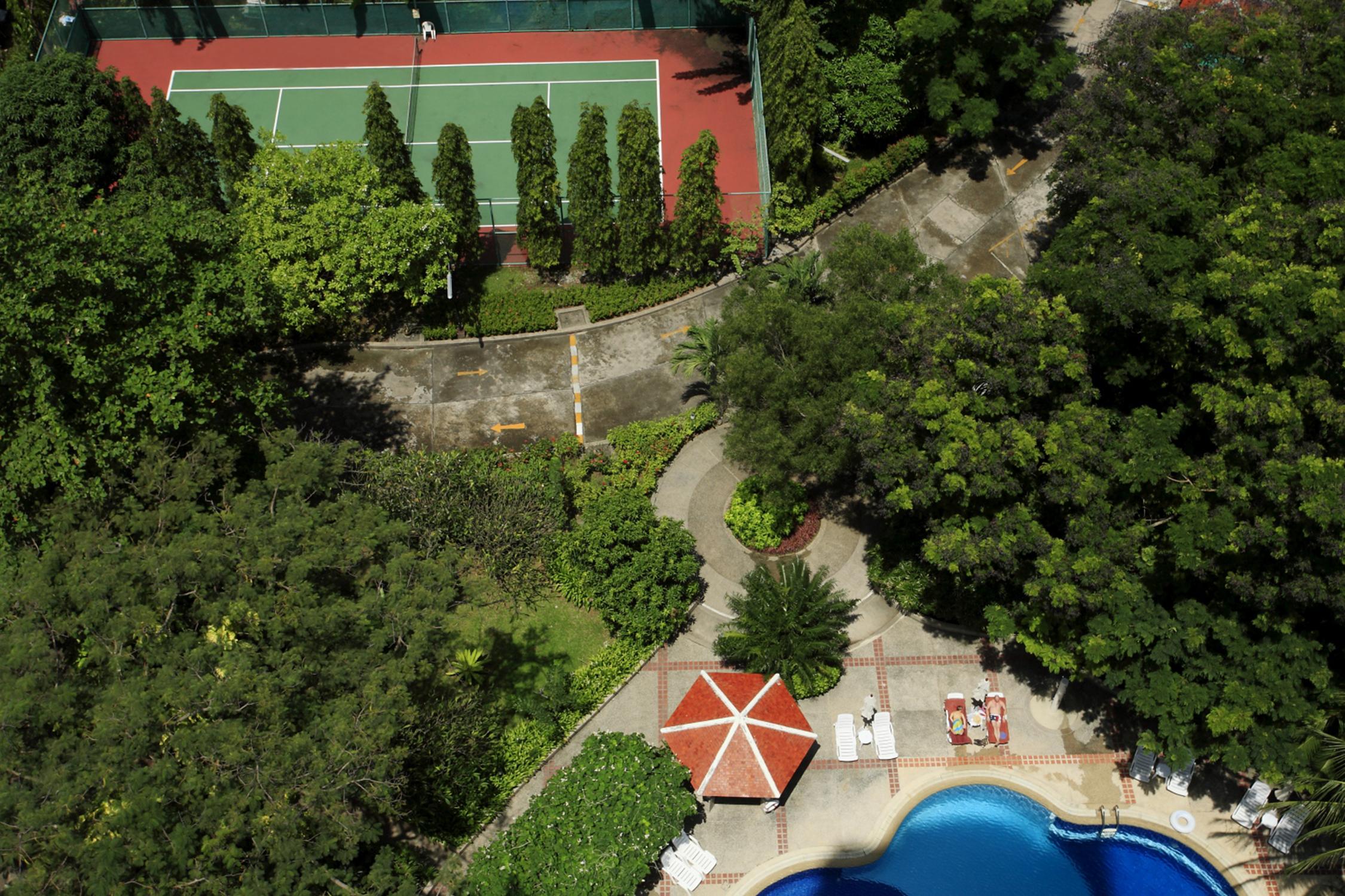 Waterfront Phuket By Centara מלון 4*