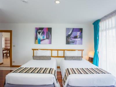 Waterfront Phuket By Centara מלון Karon